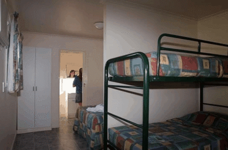 Cane Village Holiday Park - Accommodation in Bendigo 2