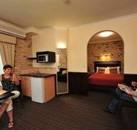Highlander Motor Inn And Apartments - Accommodation in Bendigo