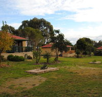 Lakes Entrance Country Cottages - Accommodation in Bendigo