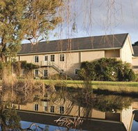 Peel Manor House - Accommodation in Bendigo