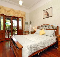 Above Bored Bed and Breakfast - Accommodation in Bendigo