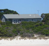 Island Beach Escape - Accommodation in Bendigo