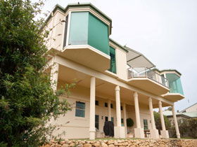 Number 13 On The Beach - Accommodation in Bendigo 0