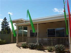 Santai Villas 2 - Accommodation in Bendigo 0