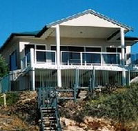 Top Deck Cliff House - Accommodation in Bendigo