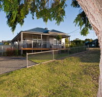 Serenity Holiday House - Accommodation in Bendigo