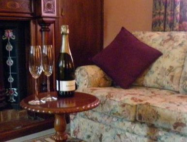 Marble Lodge - Accommodation in Bendigo 5