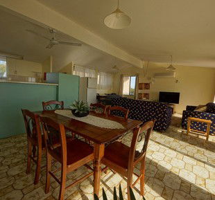 Sea Air-a Siesta 5 - Accommodation in Bendigo 2