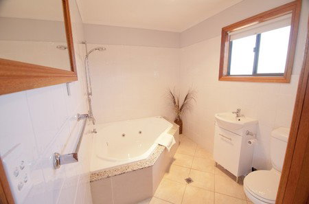 Lyrabendi Farmstay - Accommodation in Bendigo 3