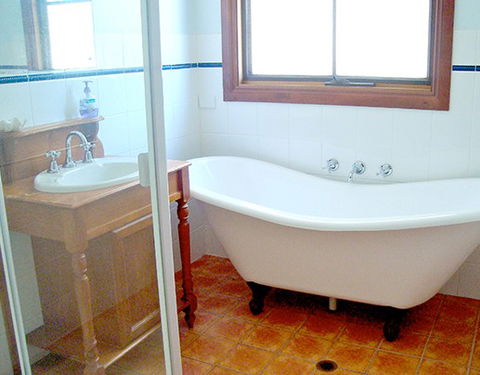 Ottilie's Cabin - Accommodation in Bendigo 3