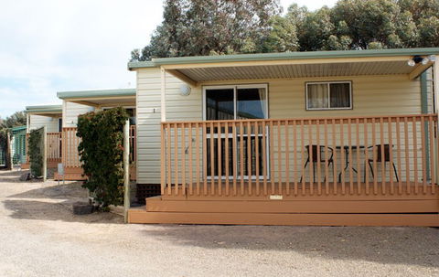 Moonta Bay Road Cabins And Cottages - Accommodation in Bendigo 3