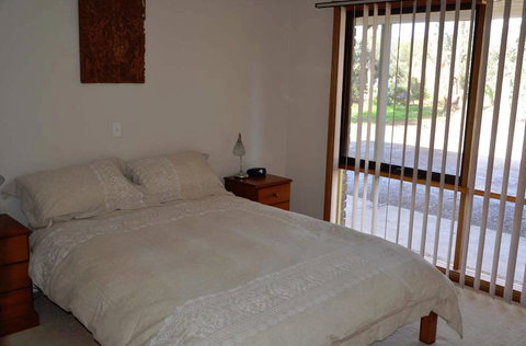 The Beach House - Normanville - Accommodation in Bendigo 1