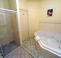 St Helens Cottages- Coach House - Accommodation in Bendigo