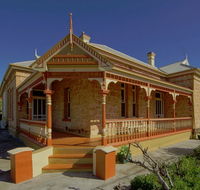 Myras Moonta Retreat - Accommodation in Bendigo