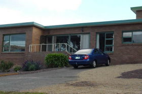 White Beach By The Water Holiday Accommodation - Accommodation in Bendigo 0
