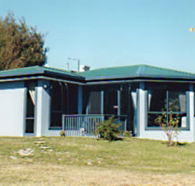 Homelea Accommodation Spa Cottage and Apartments - Accommodation in Bendigo