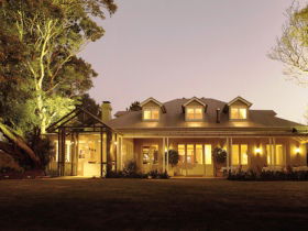 Spicers Clovelly Estate - Accommodation in Bendigo 0