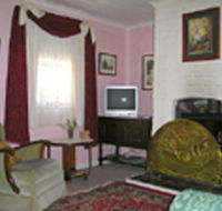 Hollyhock Cottage - Accommodation in Bendigo
