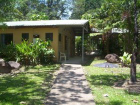 Lync-Haven Rainforest Retreat - Accommodation in Bendigo 0