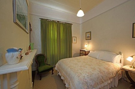 Estowen House - Accommodation in Bendigo 1