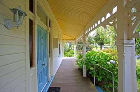 Estowen House - Accommodation in Bendigo 4
