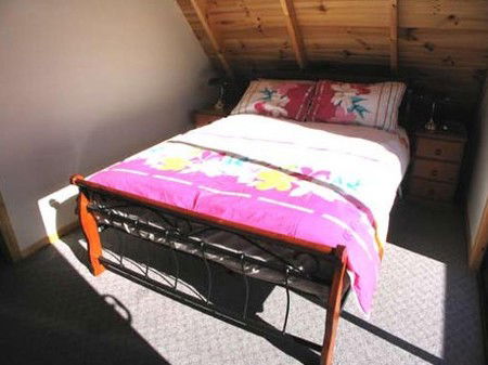 Four Seasons Holiday Cottages - Accommodation in Bendigo 3