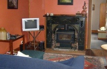 McIntosh Cottages - Accommodation in Bendigo 4