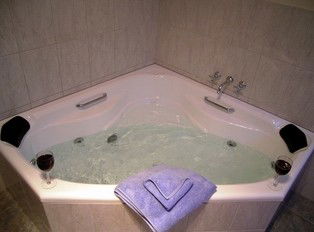 Queechy Cottages - Accommodation in Bendigo 5