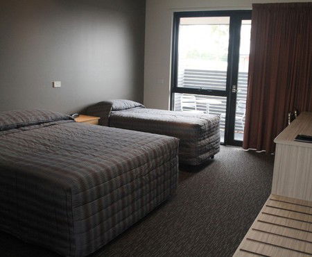 Foreshore Tavern - Accommodation in Bendigo 2