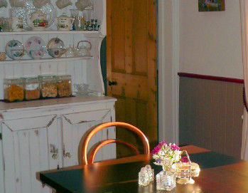 Redcliffe House - Accommodation in Bendigo 4