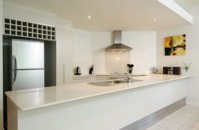 Cairns Beachfront Apartment - Accommodation in Bendigo 1