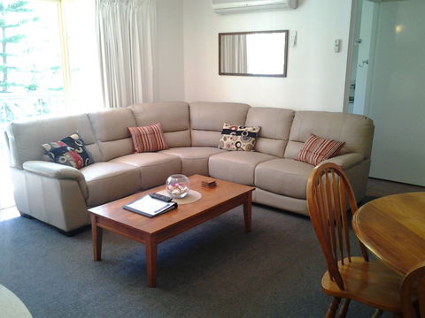 Rainbow Getaway Holiday Apartments - Accommodation in Bendigo 2
