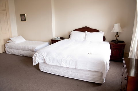 Hotel Shamrock - Accommodation in Bendigo 2