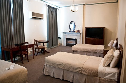 Hotel Shamrock - Accommodation in Bendigo 3
