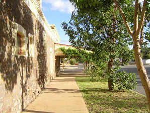 Broken Hill Caledonian Bed And Breakfast - Accommodation in Bendigo 1