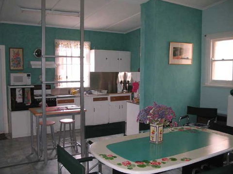 Lavender And Lace Cottage - Accommodation in Bendigo 0