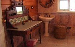 Saltbush Retreat - Accommodation in Bendigo 1