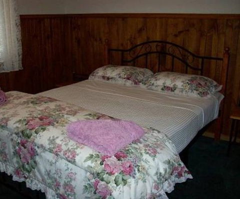 Riverland Holiday Cottage - Accommodation in Bendigo 3