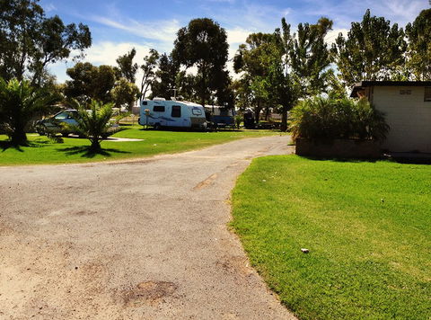 Curlwaa Caravan Park - Accommodation in Bendigo 1