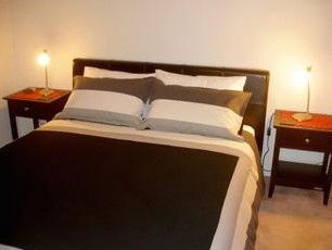 Townhouse Four - Accommodation in Bendigo 1