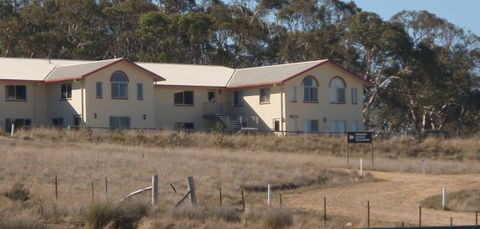 Jindabyne Equestrian Resort - Accommodation in Bendigo 2