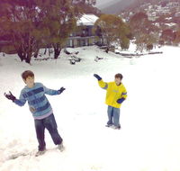 Snowbound Chalets - Accommodation in Bendigo