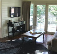 Book Barn Cottage - Accommodation in Bendigo