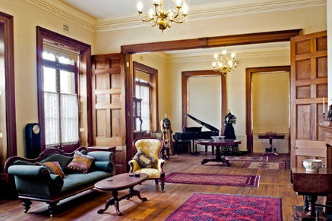 Mandelson's Of Goulburn - Accommodation in Bendigo 2