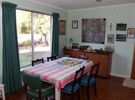 Ramsay Retro Farmstay - Accommodation in Bendigo 0
