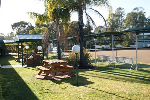 Deniliquin Country Club Motor Inn - Accommodation in Bendigo 3
