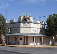 Royal Hotel Grong Grong - Accommodation in Bendigo