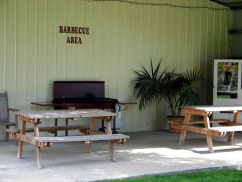 Howlong Caravan Park - Accommodation in Bendigo 1