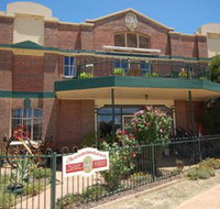 The Rio Holiday Apartments and Theatre - Accommodation in Bendigo