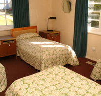 Clanwilliam Blackheath - Accommodation in Bendigo